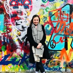 Meet your Posher, Helena